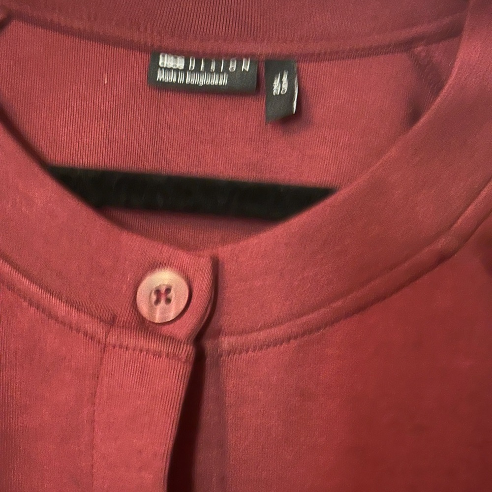 ASOS Deep Red Button-Up Cropped Cardigan - Picture 3 of 4